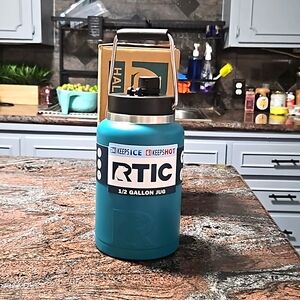RTIC 1/2 gallon jug